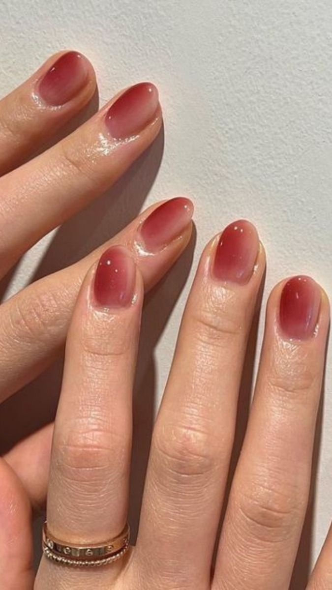 Manucure coréenne : 9 tendances K-Beauty incontournables à adopter cet été