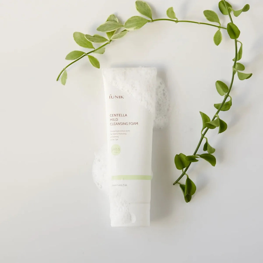IUNIK Centella Mild Cleansing Foam – Gentle Cleansing Facial Wash With Centella Extract