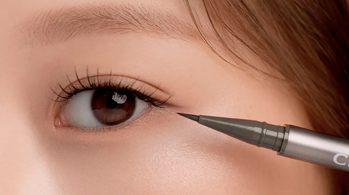 CLIO- Crayon à sourcils Superproof Kill Ash