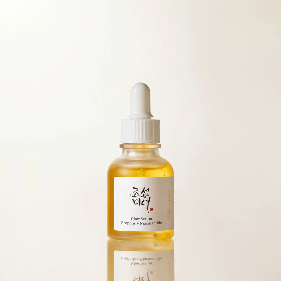 https://cdn.shopify.com/s/files/1/0558/4135/7989/files/glow-serum-propolis-niacinamide-1-front.webp?v=1770278801