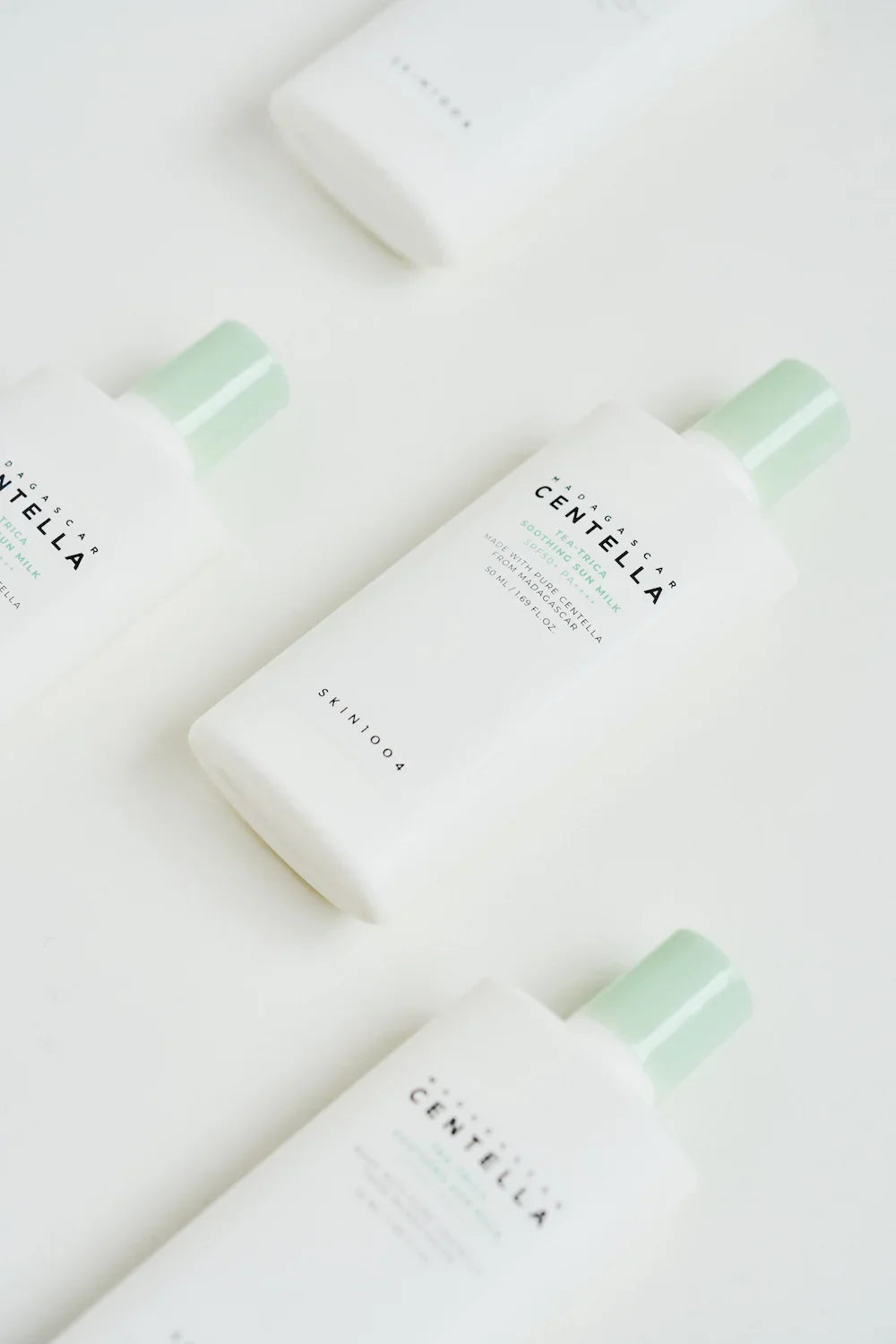 https://cdn.shopify.com/s/files/1/0581/5667/9279/files/skin1004-madagascar-centella-tea-trica-soothing-sun-milk-50ml-8_1800x1800_fc7202ee-7543-449e-b236-7e3321501050.webp?v=1770289845